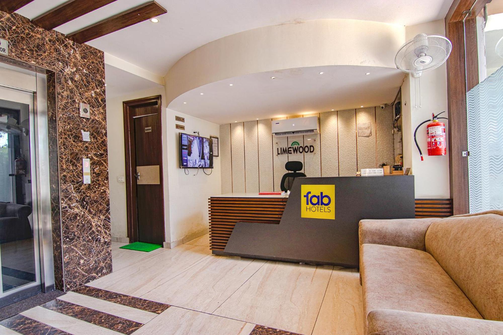 Fabhotel Lime Wood Mohali 外观 照片